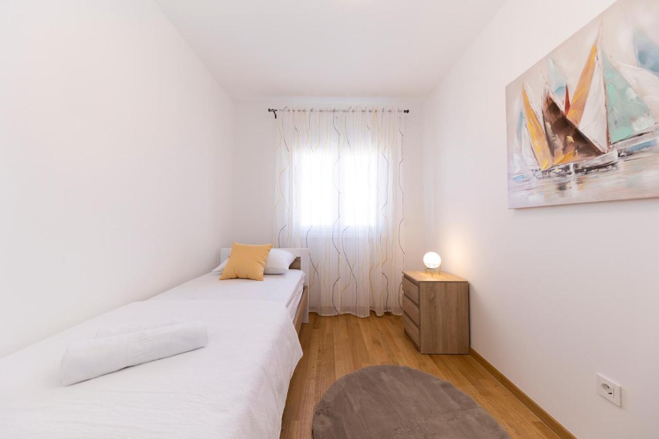Apartment Diadora Zadar Buitenkant foto
